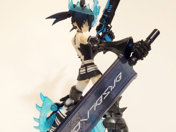 Black★Rock Shooter Beast figma + BLK Artbook