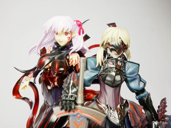 Saber Alter 1/8 (Solid Theater) + Dark Sakura 1/8 (Gift)